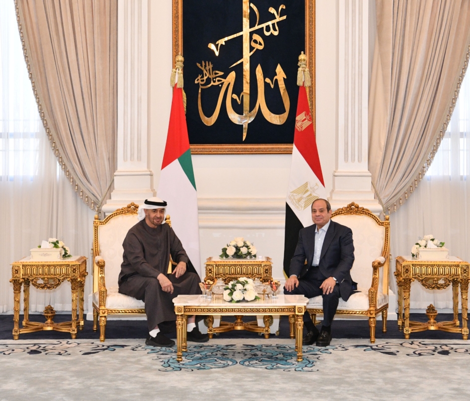 الرئيسين المصري والإماراتية يبحثإن مجمل العلاقات الثنائية و تطورات القضايا الإقليمية والدولية