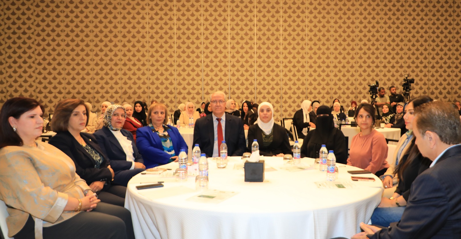 بني مصطفى ترعى إشهار ملتقى المرأة بمنتدى الأردن لحوار السياسات، 