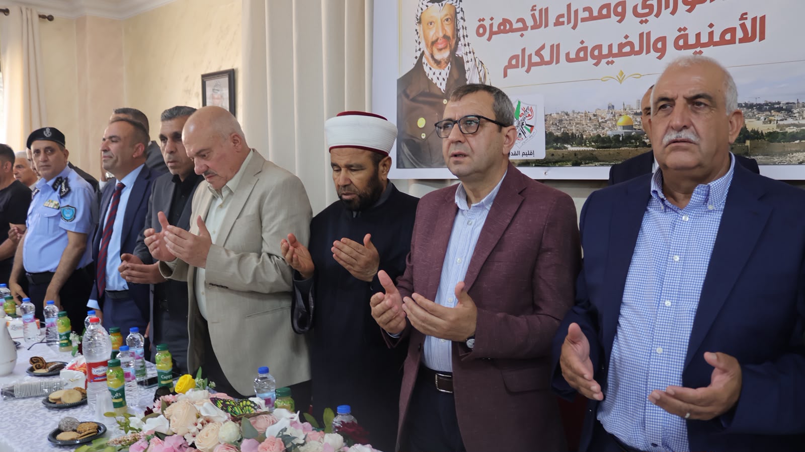 القدس: م. سمحان يشارك في جولة وزارية للاطلاع على التحديات البيئية والتنموية في قرى شمال غرب القدس