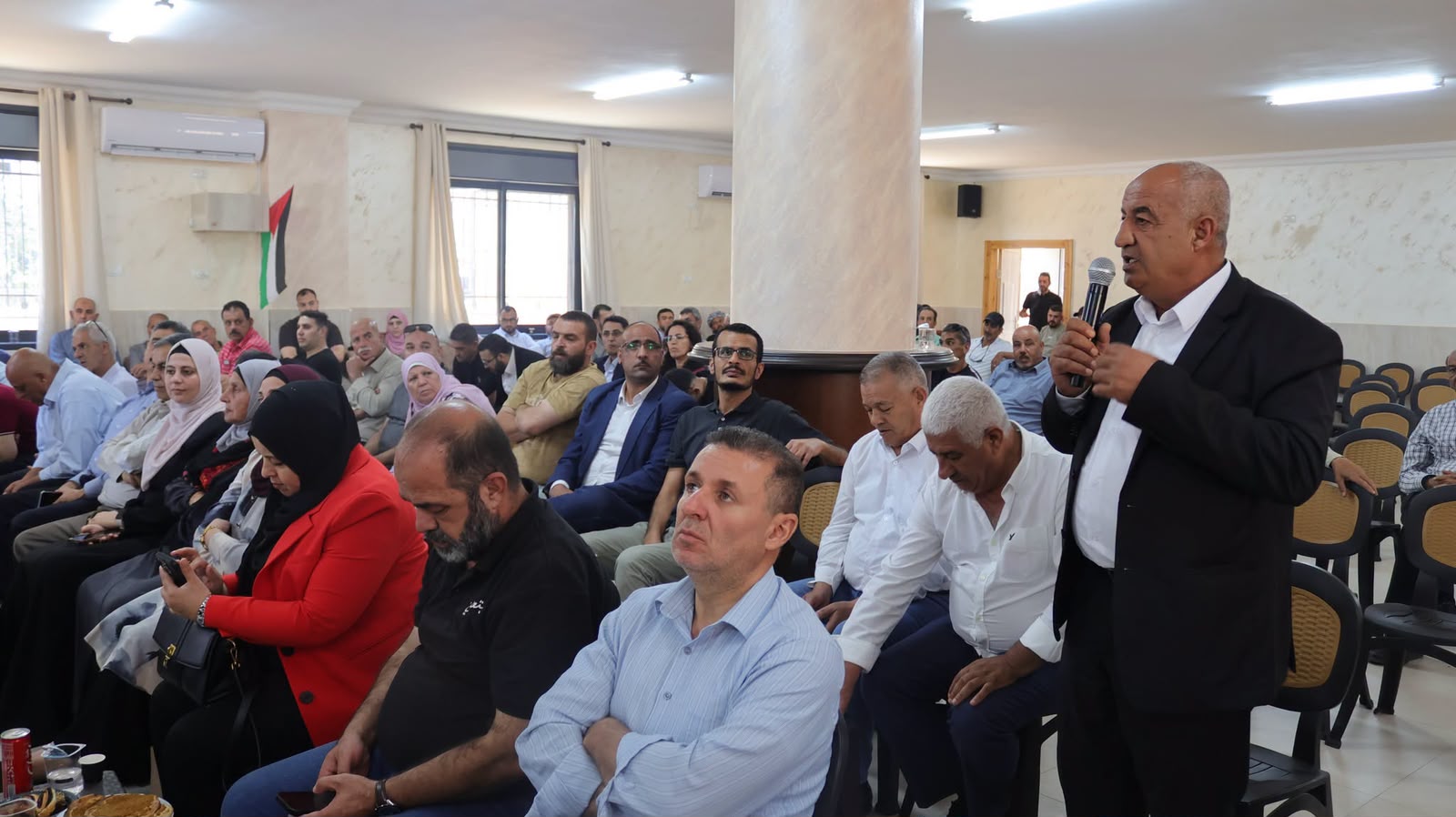 القدس: م. سمحان يشارك في جولة وزارية للاطلاع على التحديات البيئية والتنموية في قرى شمال غرب القدس