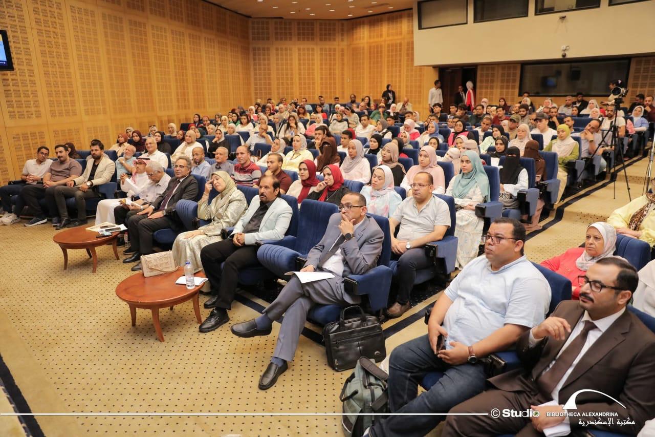 البابطين ومكتبة الإسكندرية تجددان شراكتهما لصون تراث الشعر العربي