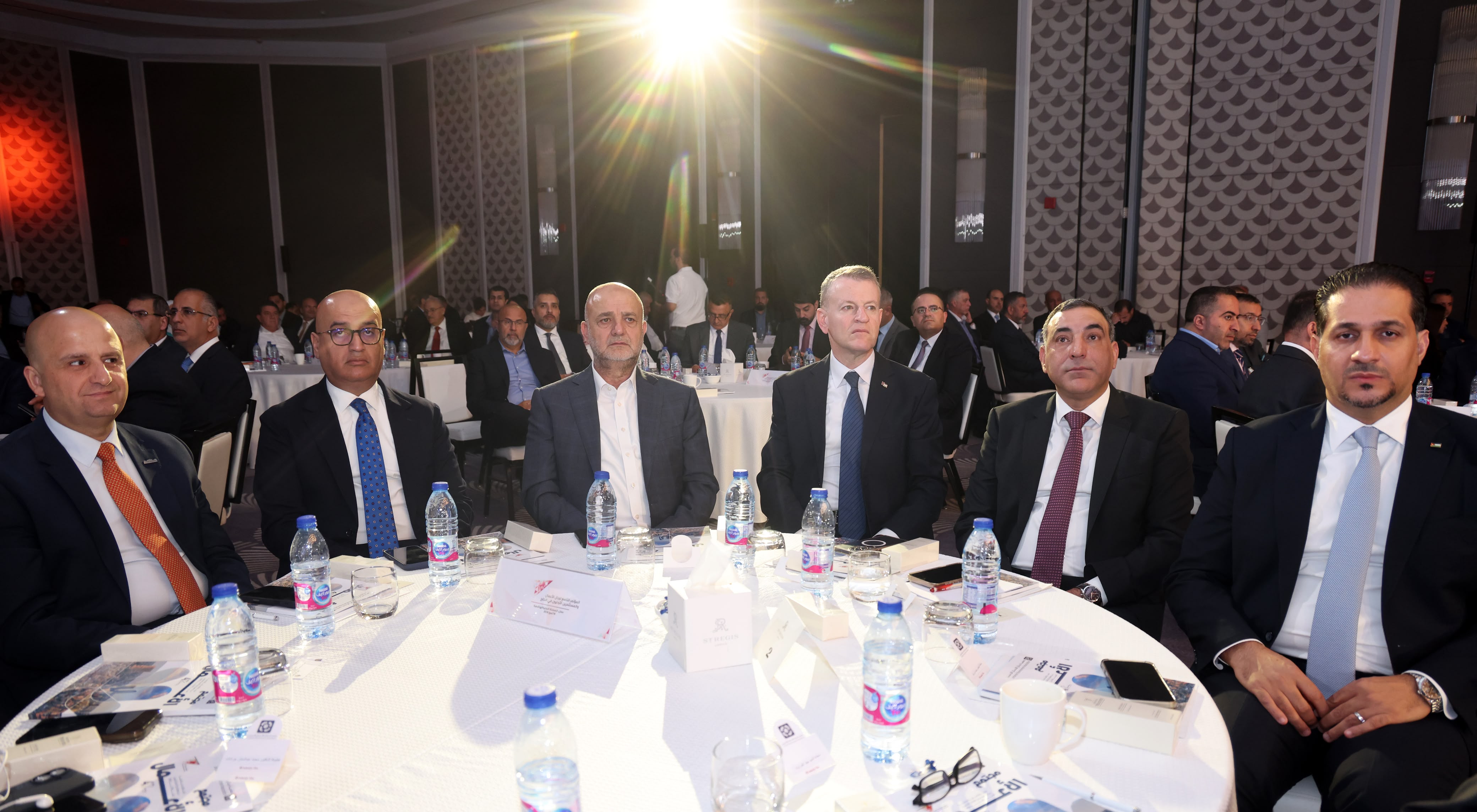 مندوباً عن رئيس الوزراء.. أبو غزالة يرعى انطلاق المؤتمر التاسع لرجال الأعمال والمستثمرين الأردنيين في الخارج
