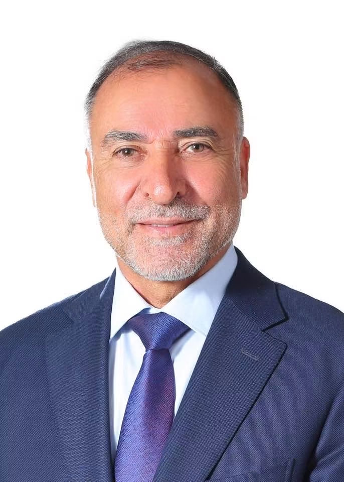 الخالدي يكتب : الدكتور عمر عواد بني خالد .. نائب البادية وحامي حقوقها