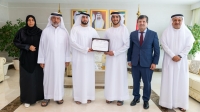 راشد بن حمدان يكرّم الفريق الطلابي الفائز في البطولة الأسيوية المفتوحة FLL  والطلبة الفائزين بجوائز FitzEd بجامعة كامبريدج