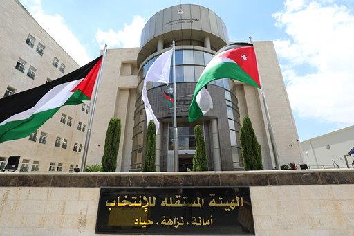 مجلس الوزراء يقرر حل مجالس إدارة غرف التجارة تمهيداً لإجراء الانتخابات