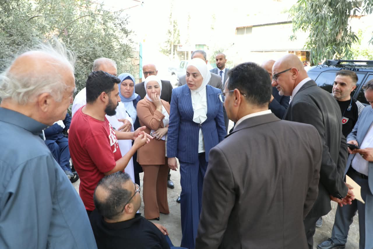 خلال جولة للمحافظة...وزيرة التنمية الاجتماعية تتفقد عددا من المراكز والجمعيات والأسر في جرش