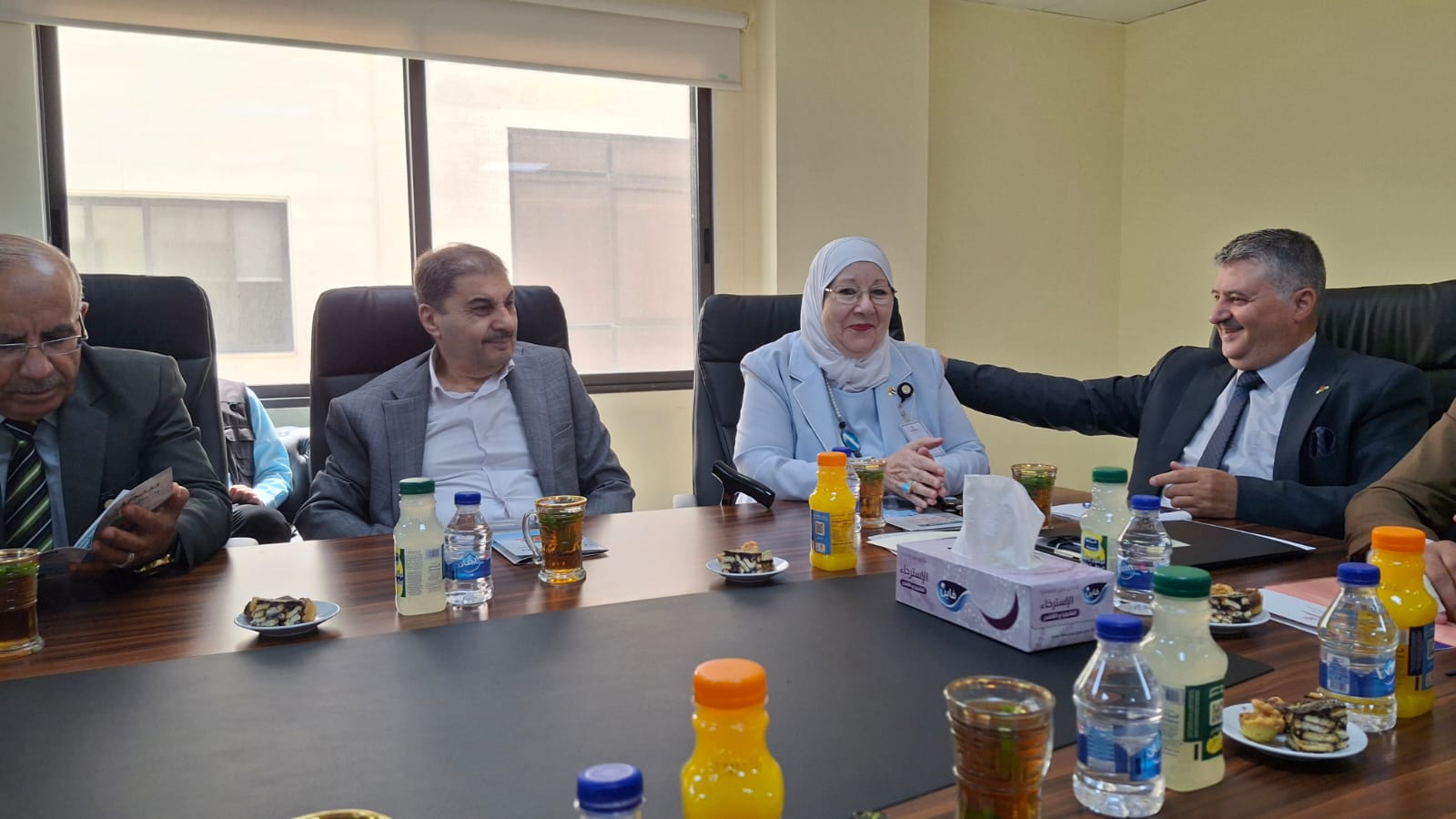 الكلية الجامعية الوطنية للتكنولوجيا وجمعية عَون الثقافية تبحثان سبل التعاون في المجال البيئي