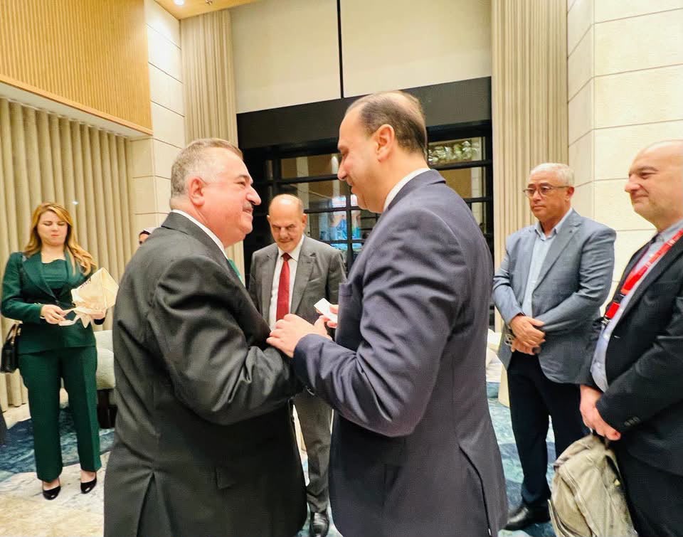 سفير جمهورية العراق لدى المملكة الأردنية الهاشمية يلتقي وفداً إعلامياً عراقياً