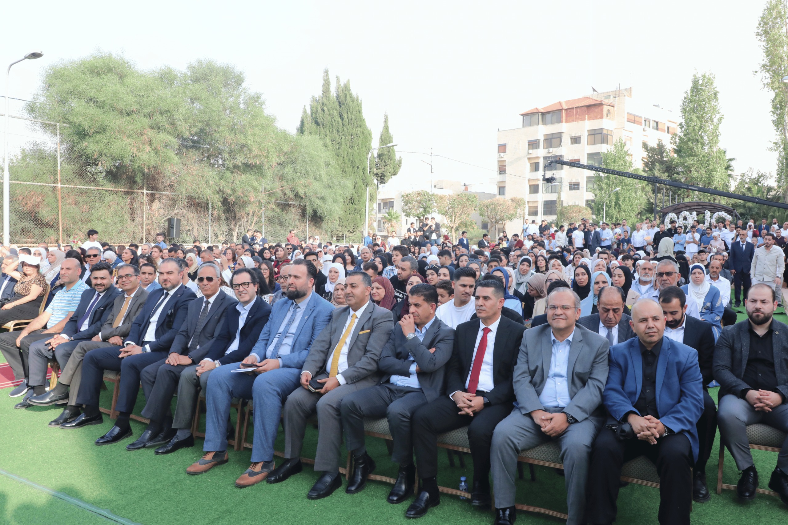 وزير السياحة والآثار يرعى حفل تخريج كلية عمون الجامعية التطبيقية 