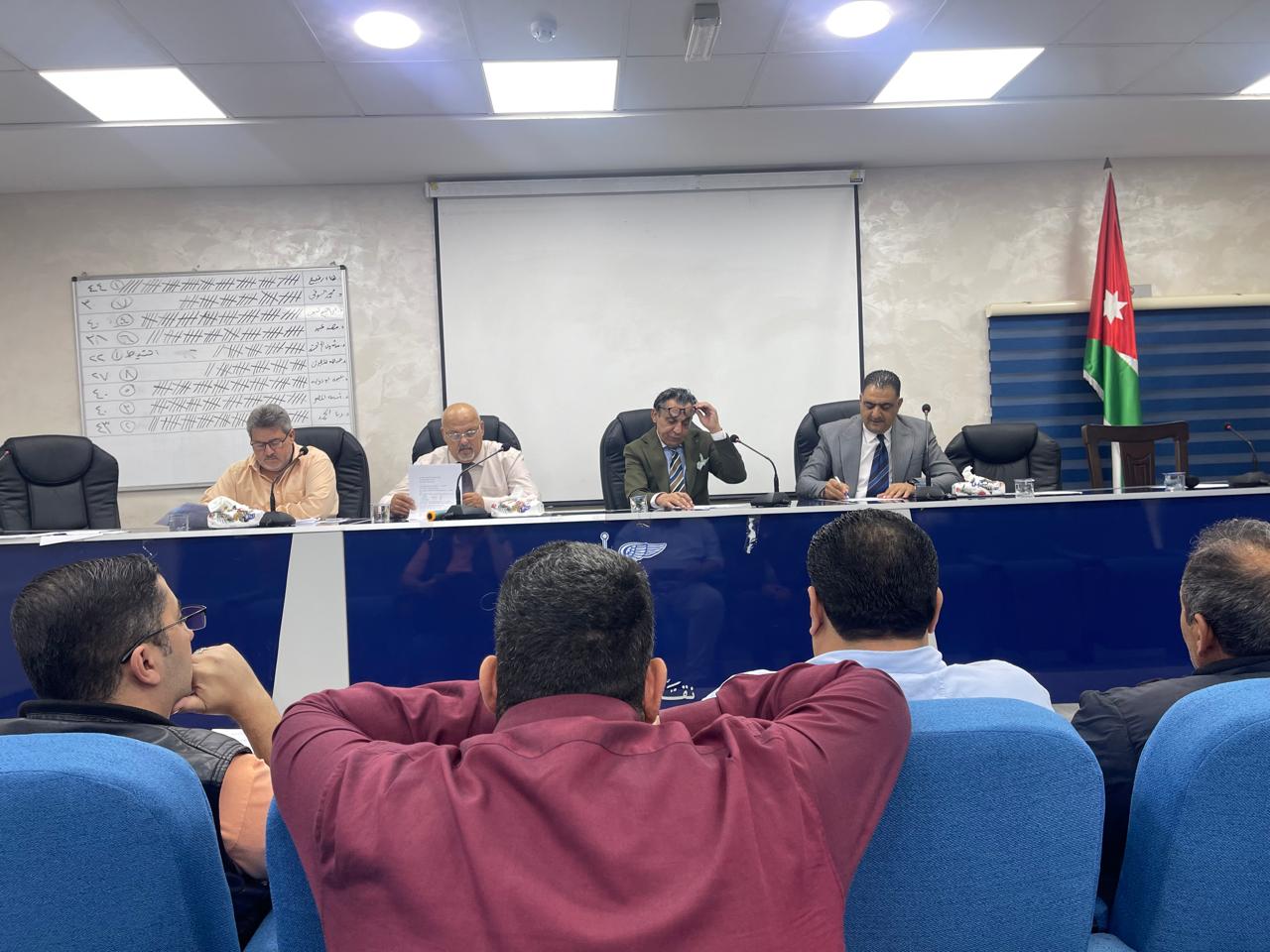 أطباء ممارسون في الاختصاص يبدون استياءً لغياب ممثلي نقابة الأطباء عن اجتماعهم العام