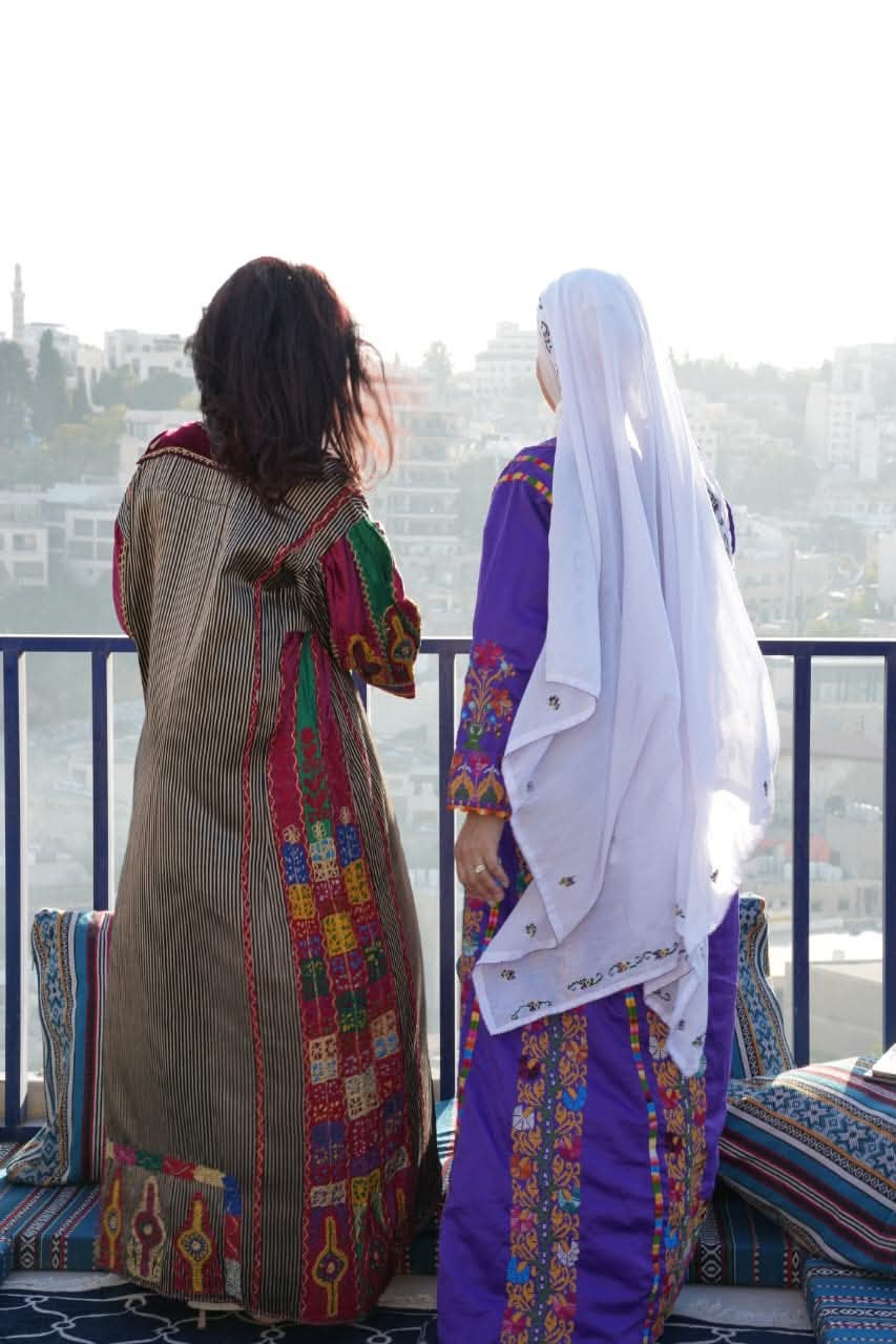 جمعية سيدات دير غبار تختتم عاماً من توثيق التراث الأردني والفلسطيني في أجواء تاريخية بقلعة عمّان