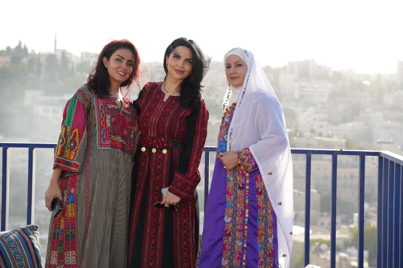 جمعية سيدات دير غبار تختتم عاماً من توثيق التراث الأردني والفلسطيني في أجواء تاريخية بقلعة عمّان