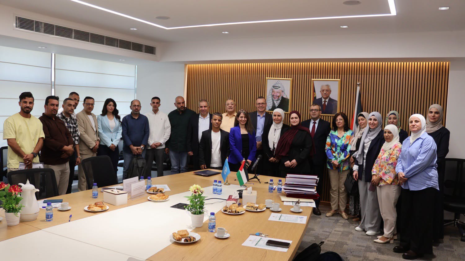 سلطة جودة البيئة تشرف على توقيع عقود 7 مشاريع بيئية لتعزيز الاستدامة والصمود المناخي