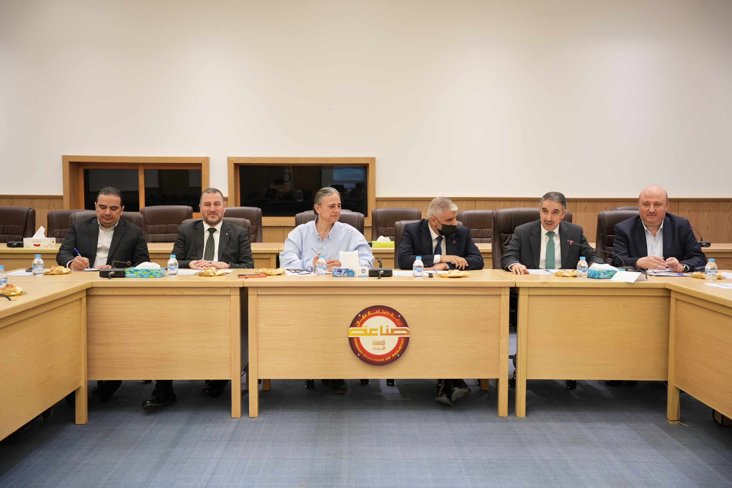 صناعة عمّان و التدريب المهني تبحثان سبل تعزيز تشغيل الأردنيين في القطاع الصناعي
